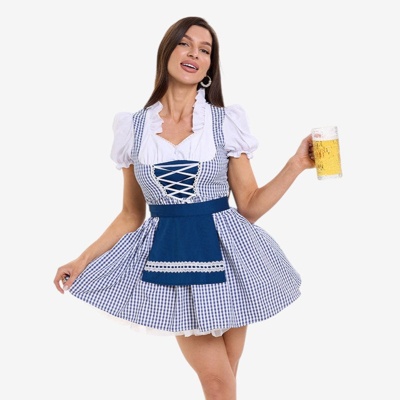 Women’s short traditional dirndl with puff sleeves