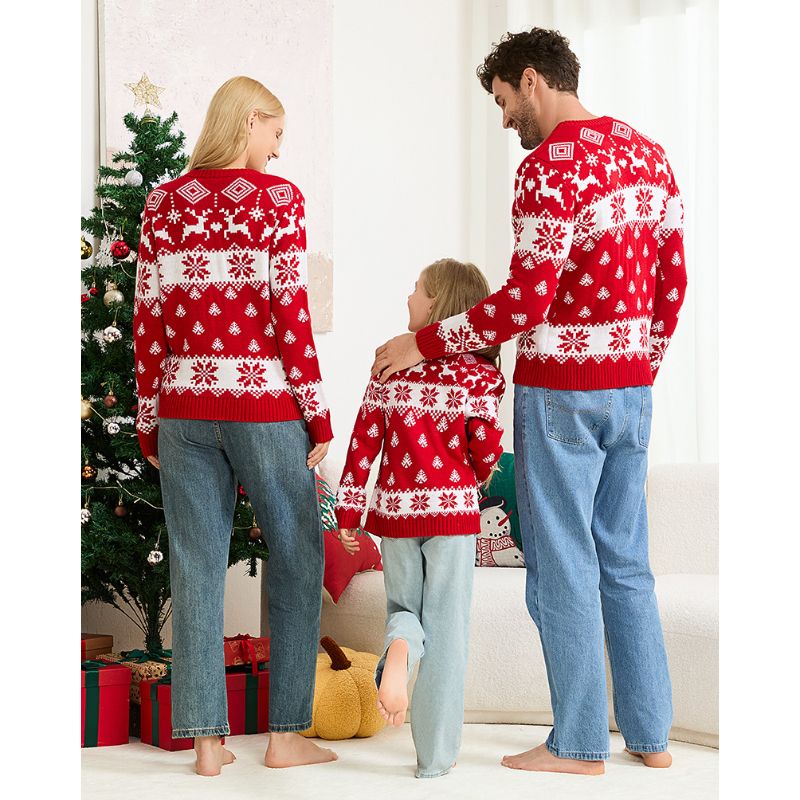 Weihnachtspullover – Nordisches Schneeflockenmuster
