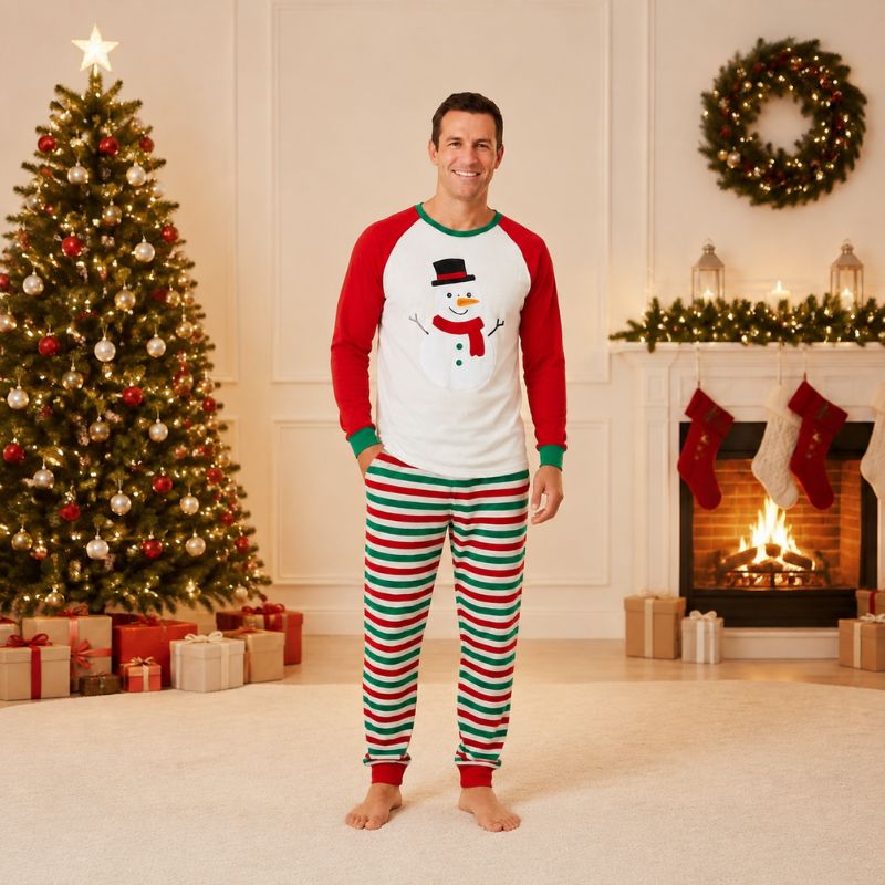Weihnachtspyjama im Familienlook – Fröhlicher Schneemann
