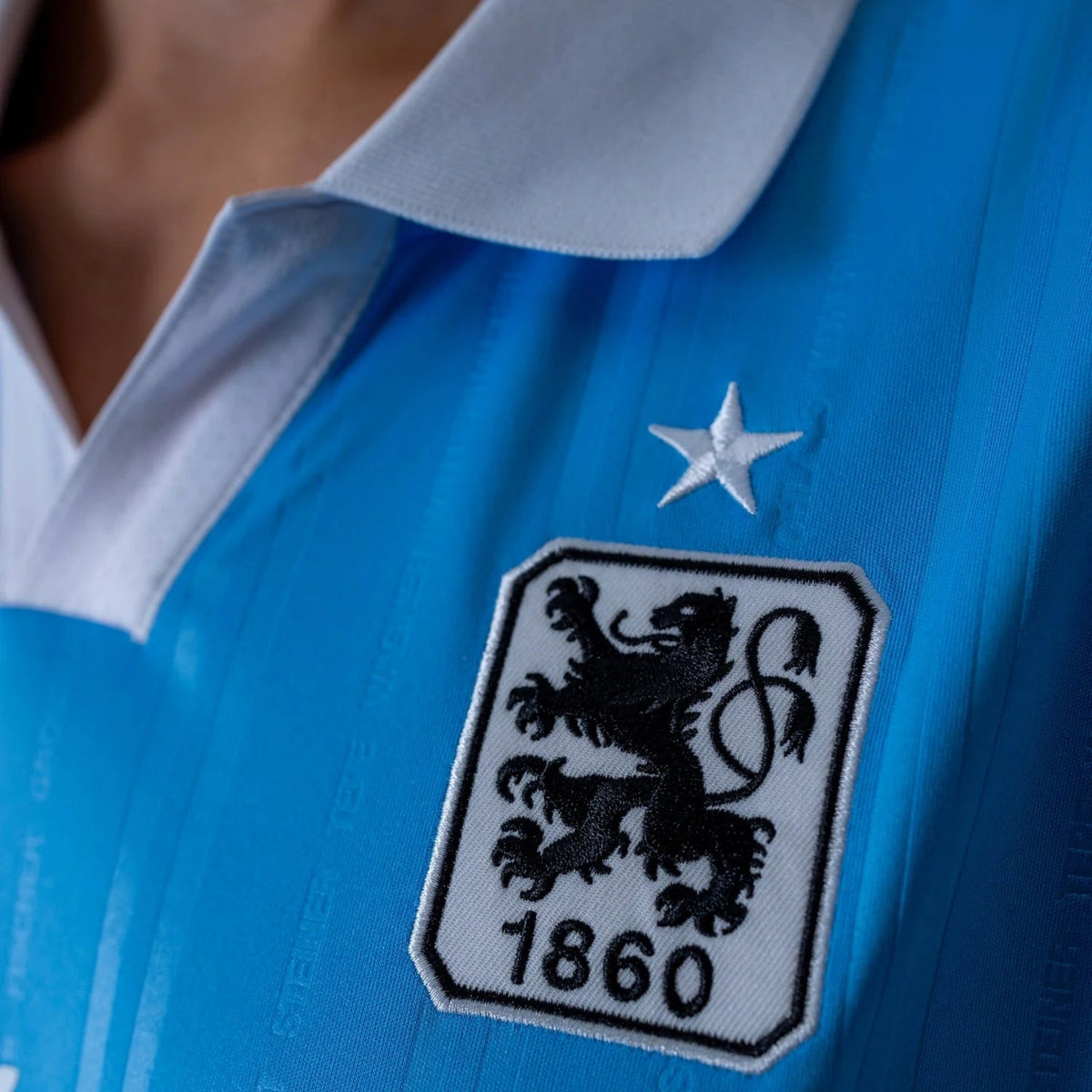 TSV 1860 München thuisshirt 2026/27
